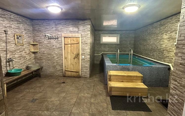 Бани, гостиницы и зоны отдыха, развлечения · 700 м² за 134 млн ₸ в Экибастузе — фото 58