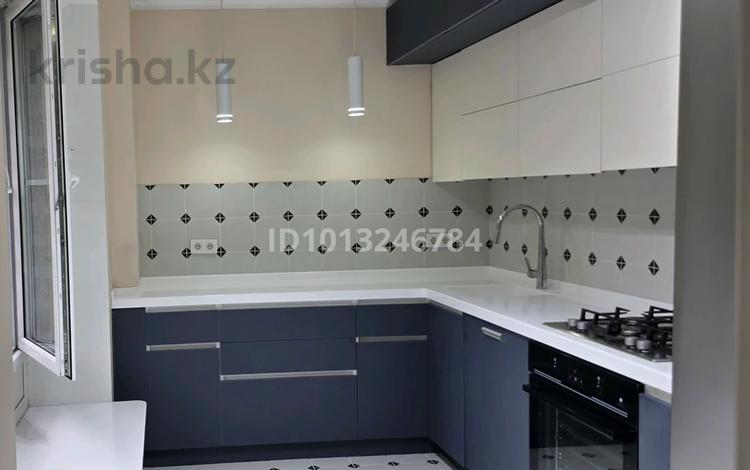 3-комнатная квартира · 95 м² · 2/5 этаж, Абая 17 — По Абая между Пушкина и Валиханова, рядом с гостиницей Казахстан, Дворцом Республики,КИМЭП, Каспийский университет, KAZ Minerals, Казахмыс, Неделька за 570 000 ₸ в Алматы, Медеуский р-н — фото 17