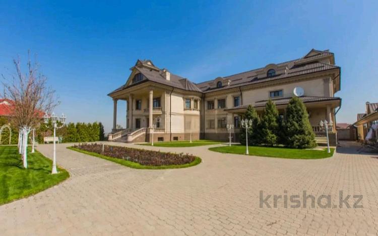 Жеке үй · 12 бөлме · 1400 м² · 30 жүзд., Надырова 114, бағасы: 1.6 млрд ₸ в Алматы, Наурызбайский р-н — фото 2
