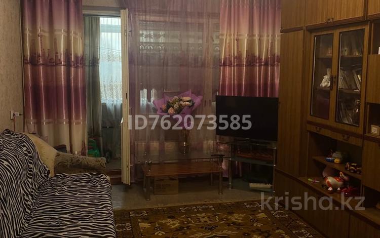 2-комнатная квартира · 52 м² · 5/5 этаж, Алатау,8мкр 17 за 12.5 млн ₸ в Таразе — фото 2