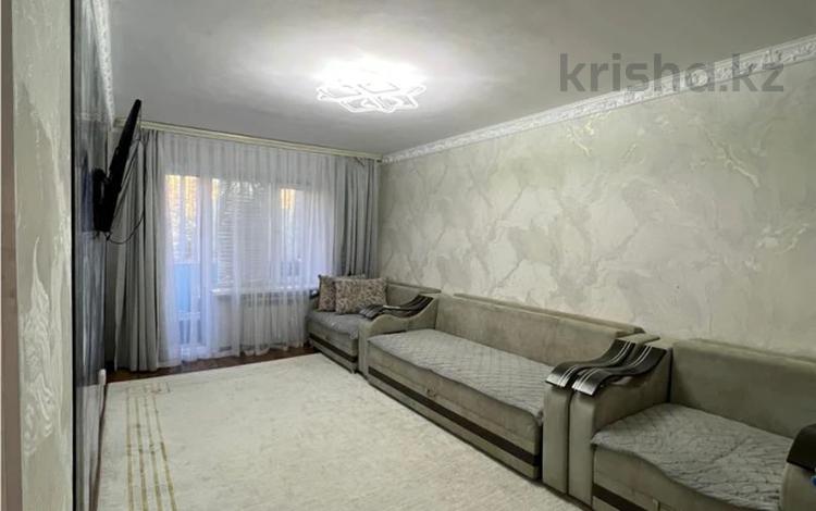 3-комнатная квартира · 63.7 м² · 4/5 этаж, мкр Юго-Восток, ул.Язева за 25.5 млн ₸ в Караганде, Казыбек би р-н — фото 2