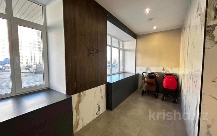 2-бөлмелі пәтер · 60 м² · 12/13 қабат, мкр Юго-Восток, ул. Карбышева — Школа 66, бағасы: 26 млн ₸ в Караганде, Казыбек би р-н — фото 2