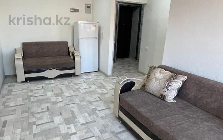 2-бөлмелі пәтер · 40 м² · 1/3 қабат, ул. Восточная, бағасы: 10 млн ₸ в Караганде, Алихана Бокейханова р-н — фото 2