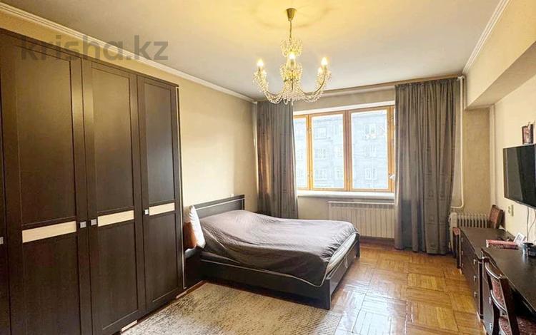 4-комнатная квартира · 106.5 м² · 3/5 этаж, Кабанбай батыра 65/76 — проспект Достык за 115 млн ₸ в Алматы, Медеуский р-н — фото 8
