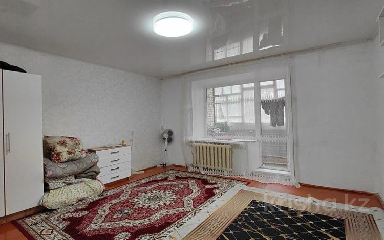 1-бөлмелі пәтер · 33.5 м² · 1/6 қабат, переулок уральская 6/1, бағасы: 12.5 млн ₸ в Костанае — фото 2