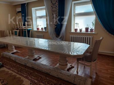 Жеке үй · 5 бөлме · 270 м² · 10 жүзд., Әндірбаев 344 — Айша-Бейбі магазин қарсы бетте., бағасы: 17 млн ₸ в Кульсары