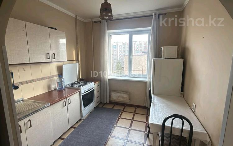 1-комнатная квартира · 42 м² · 7/9 этаж, мкр Аксай-4 153 за 170 000 ₸ в Алматы, Ауэзовский р-н — фото 2