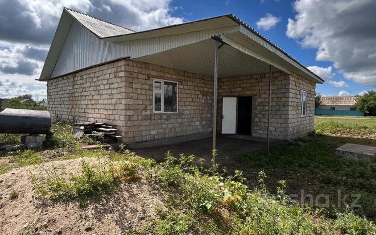 Жеке үй · 3 бөлме · 140 м² · 15 жүзд., Кызылжар тұрғын алабы, бағасы: 12 млн ₸ в Актобе, жилой массив Кызылжар — фото 2