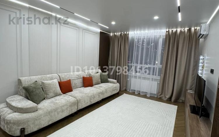 2-бөлмелі пәтер · 60 м² · 2/6 қабат, Бауыржана Момышулы 31, бағасы: 350 000 ₸ в Алматы, Алатауский р-н — фото 2