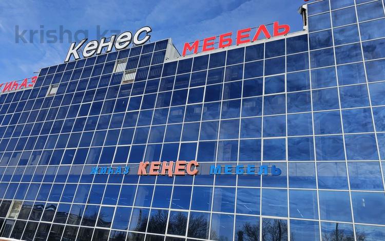 Офисы, магазины и бутики, склады, общепит, салоны красоты · 250 м² за 500 000 〒 в Актобе, мкр. Алтын орда — фото 2
