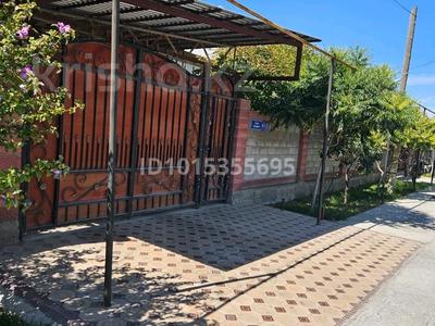 Жеке үй · 5 бөлме · 150 м² · 8 жүзд., Шакирова 61 — Находится рядом школа#54, бағасы: 65 млн ₸ в Таразе