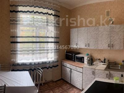 3-бөлмелі пәтер · 79 м² · 2/3 қабат, Бульва Юности 3, бағасы: 16 млн ₸ в Топаре