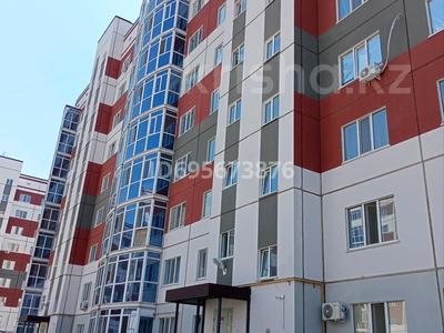 3-комнатная квартира · 70 м² · 1/9 этаж, Шмидта Айткалиева 14 — Мкр 31 школы за 25 млн ₸ в Уральске