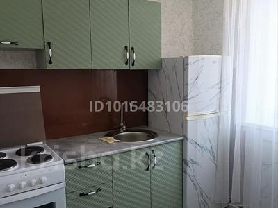 2-комнатная квартира · 44 м² · 3/5 этаж, Ауезова 47 — Достык, СШ 4, Смолл, Вокзал за 90 000 ₸ в Аксу