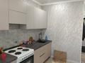 1-бөлмелі пәтер · 40 м² · 4/5 қабат, Асылбекова 98 — 74 квартал, бағасы: 10 млн ₸ в Жезказгане — фото 8