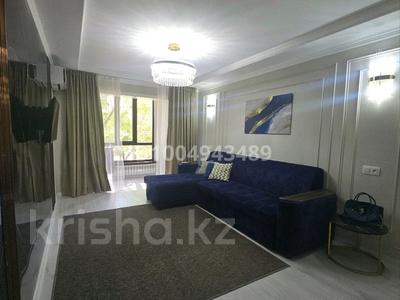 2-бөлмелі пәтер · 45 м² · 2/5 қабат, Центр, Туркестанская 2/3 — Пл. Аль-фараби, Момышулы, бағасы: 15 000 ₸ в Шымкенте