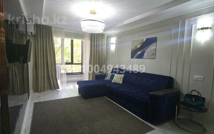 2-комнатная квартира · 45 м² · 2/5 этаж, Центр, Туркестанская 2/3 — Пл. Аль-фараби, Момышулы за 15 000 ₸ в Шымкенте — фото 2