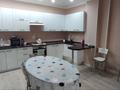 2-бөлмелі пәтер · 90 м² · 8/12 қабат, Торайгырова 27, бағасы: 300 000 ₸ в Алматы, Ауэзовский р-н — фото 2
