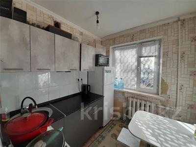 3-бөлмелі пәтер, 62 м², 1/5 қабат, 7 МКР, бағасы: 13 млн 〒 в Темиртау