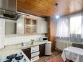 3-комнатная квартира, 80 м², 6/8 этаж помесячно, Макатаева 53 — Макатаева за 250 000 〒 в Алматы, Медеуский р-н — фото 4