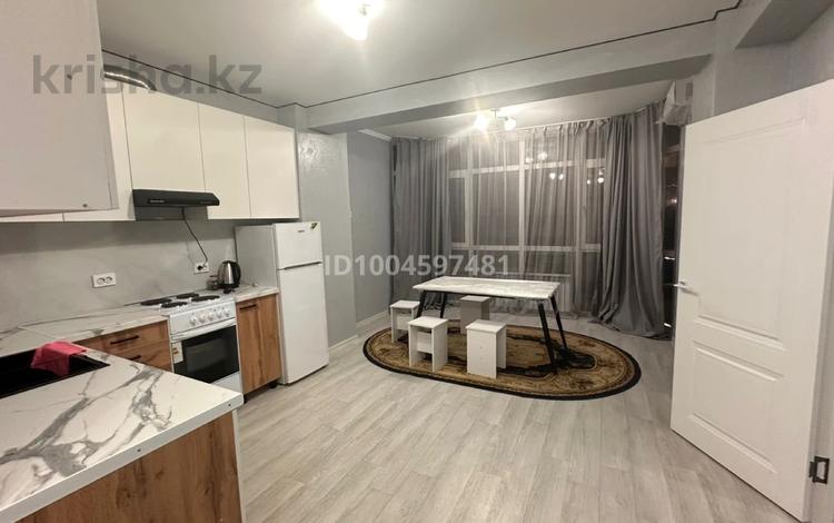 3-комнатная квартира · 70 м² · 1/5 этаж, Абылай хана 2/5 за 250 000 ₸ в Каскелене — фото 4