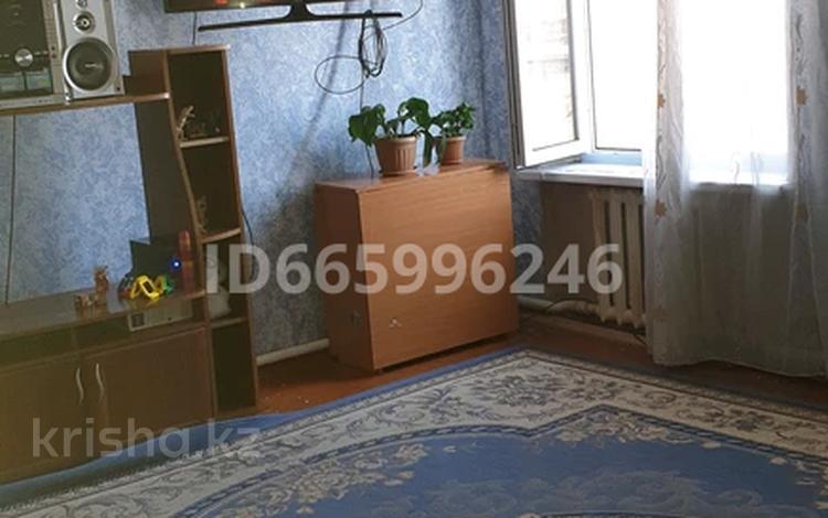 3-бөлмелі пәтер, 68 м², 3/3 қабат, улица Терешковой 6/8, бағасы: 8 млн 〒 в Семее — фото 2