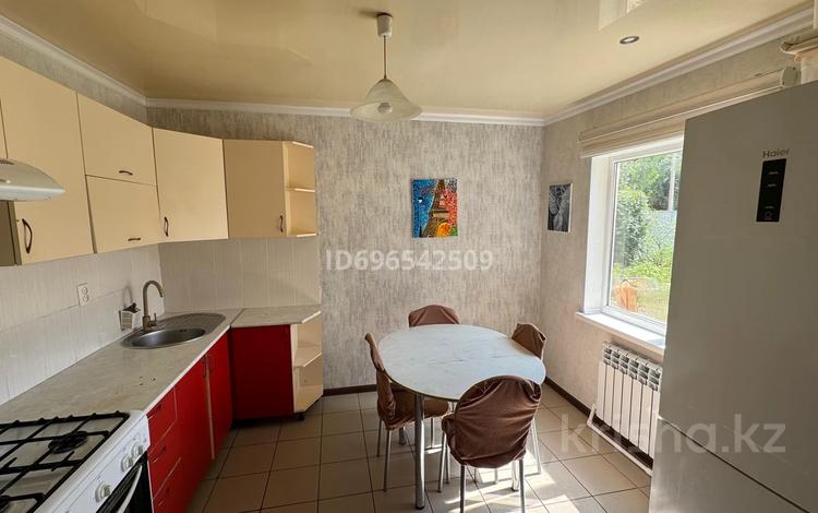 Часть дома · 3 комнаты · 70 м² · 8 сот., пос Кенеса Нокина, Кабылиса жырау 15-4 за 12.5 млн ₸ в Актюбинской обл. — фото 2