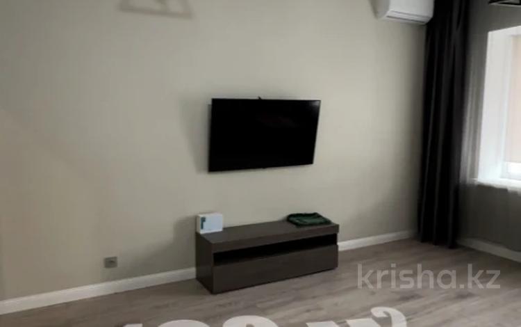 3-комнатная квартира · 100 м² · 2/17 этаж, Розыбакиева 320 — Серкебаева - Ескараева - ТРЦ Мега - Магнум за ~ 120 млн ₸ в Алматы, Бостандыкский р-н — фото 2