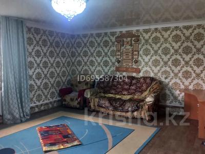 Часть дома · 4 комнаты · 100 м² · 10 сот., Таукехан 19 — От Астаны 60км за 10 млн ₸ в Акмечеть