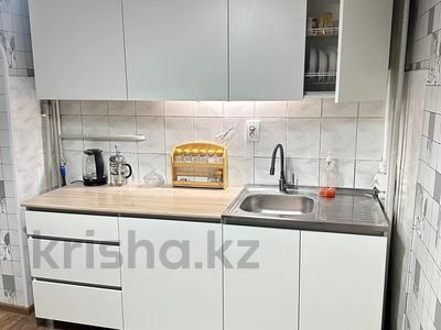 1-бөлмелі пәтер · 39 м² · 1/5 қабат, мкр Мамыр-2, бағасы: 220 000 ₸ в Алматы, Ауэзовский р-н