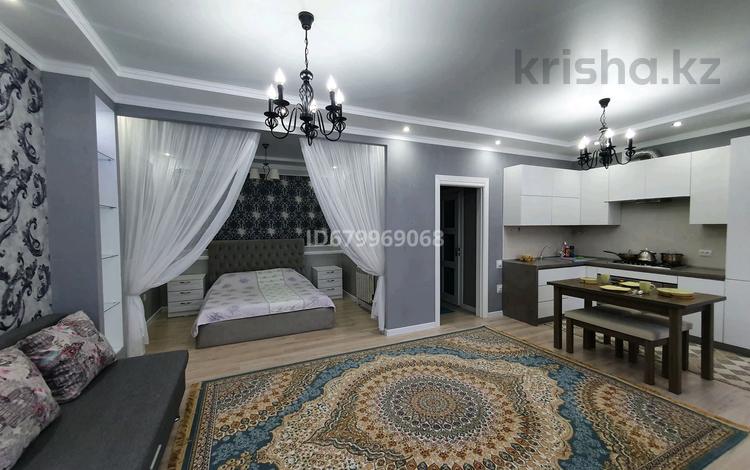 1-комнатная квартира, 60 м², 3/5 этаж помесячно, мкр. Алтын орда, Халел досмухамедулы 18г/1 — Тауелсыздык с халел досмухамедулы