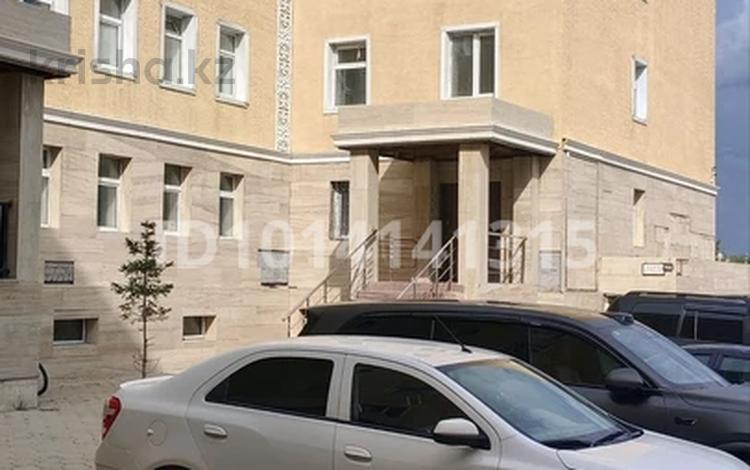 2-бөлмелі пәтер · 89 м² · 2/5 қабат, 150-летние Абая 10, бағасы: ~ 26 млн ₸ в Астане, Сарыарка р-н — фото 2
