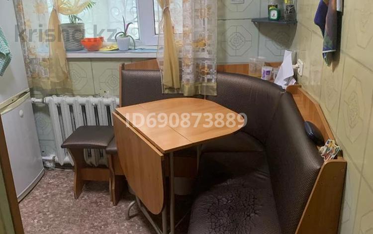 3-комнатная квартира, 57.1 м², 1/4 этаж, Улытауская 64 за 12 млн 〒 в Сатпаев — фото 2