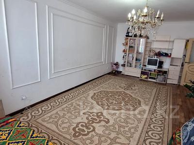 2-бөлмелі пәтер · 93 м² · 3/16 қабат, Шұғыла ш/а., Жуалы, бағасы: 37.5 млн ₸ в Алматы, Наурызбайский р-н