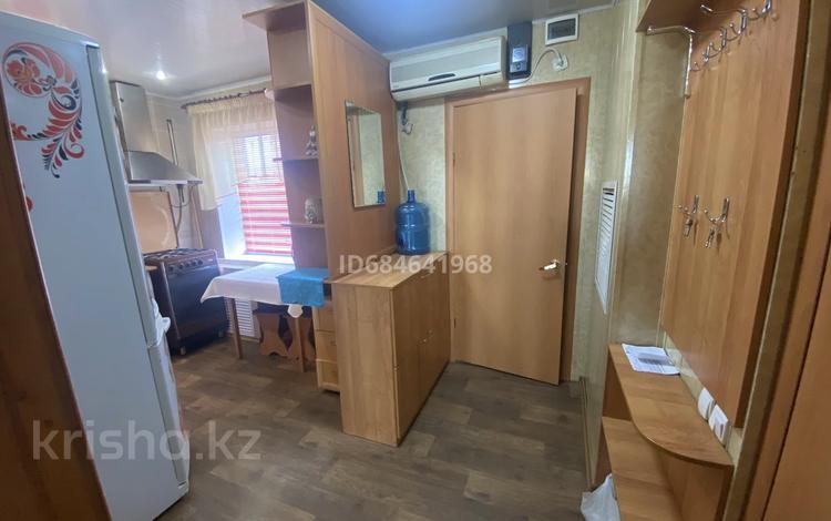 2-комнатная квартира · 42 м² · 3/4 этаж, 1-й мкр 31 — Возле гостиницы «Шагала», кафе «Kaheti» за 120 000 ₸ в Актау — фото 2