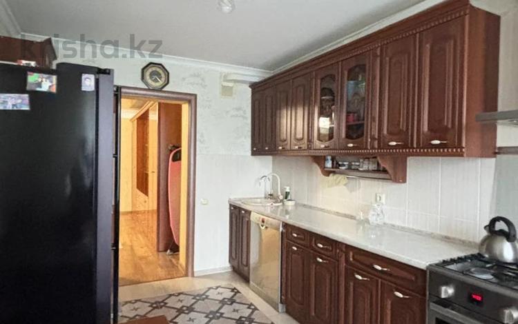 4-бөлмелі пәтер · 106.6 м² · 4/5 қабат, Пушкина 140\1, бағасы: 38.5 млн ₸ в Костанае — фото 2