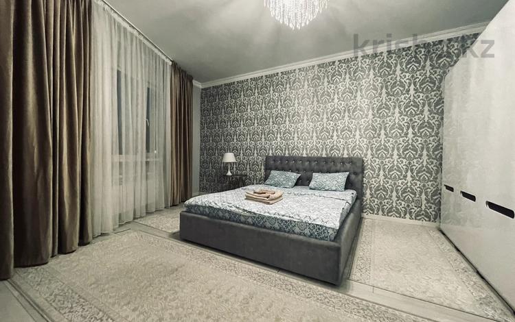 2-комнатная квартира, 50 м², 15 этаж помесячно, Навои 37 за 350 000 〒 в Алматы, Ауэзовский р-н — фото 2