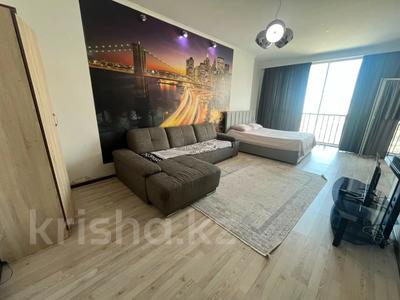 1-комнатная квартира · 55 м² · 14/20 этаж, Брусиловского за 38 млн ₸ в Алматы, Алмалинский р-н