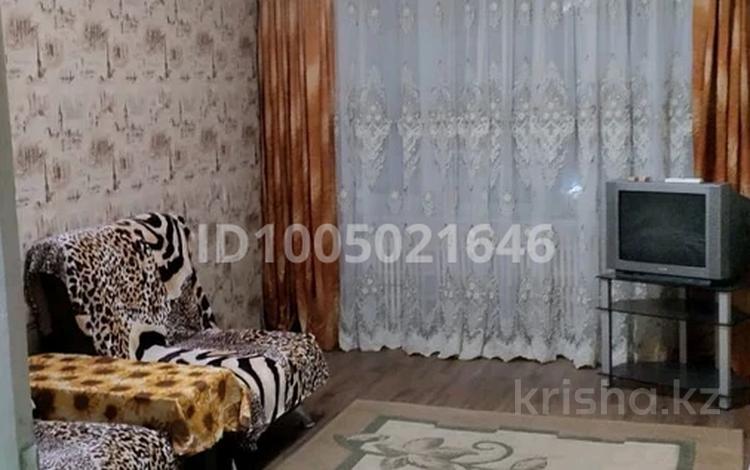 2-комнатная квартира · 50 м² · 1/5 этаж, 26-й мкр 6 за 140 000 ₸ в Актау — фото 2