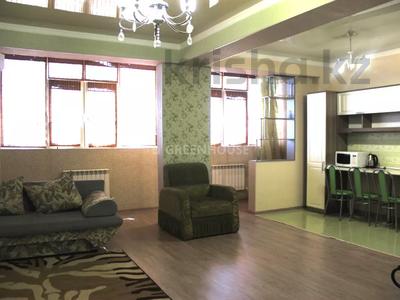 1-комнатная квартира, 60 м² посуточно, 17-й мкр 5 за 8 500 〒 в Актау, 17-й мкр