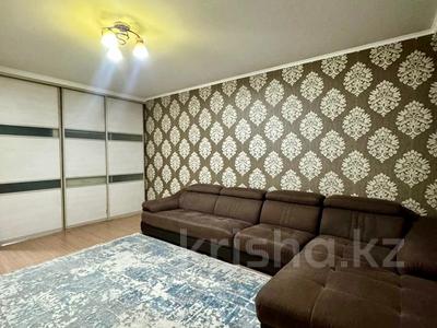 2-комнатная квартира · 70 м² · 4/9 этаж · помесячно, мкр Аккент, Мкр. Аккент за 250 000 〒 в Алматы, Алатауский р-н