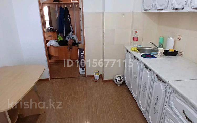 2-бөлмелі пәтер · 50 м² · 3/9 қабат, Мамыраева ш/а., Майкудук, мкр Мамыраева 7 — Мкр. Восток 5, дом 7, бағасы: 16.3 млн ₸ в Караганде, Алихана Бокейханова р-н — фото 2