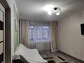 2-комнатная квартира, 48 м², 4/5 этаж, Пришахтинск, 22й микрорайон за 11.7 млн 〒 в Караганде, Алихана Бокейханова р-н