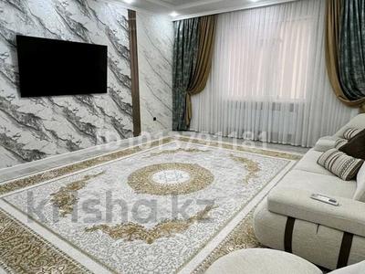 3-комнатная квартира · 130 м² · 1/7 этаж, Көктем 55а — 8 мектеп қасында за 60 млн ₸ в Жанаозен