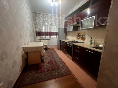 2-комнатная квартира, 54 м², 4/5 этаж помесячно, Водник-2 за 150 000 〒 в Боралдае (Бурундай)