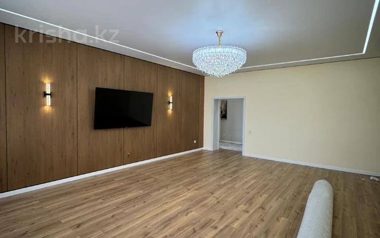 3-комнатная квартира · 120 м² · 3/5 этаж, мкр. Алтын орда за 37 млн ₸ в Актобе — фото 8
