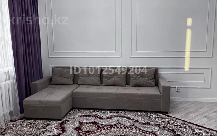 1-комнатная квартира · 49 м² · 2/14 этаж, Чингиз Айтматов 36 за 230 000 ₸ в Астане, Нура р-н — фото 2