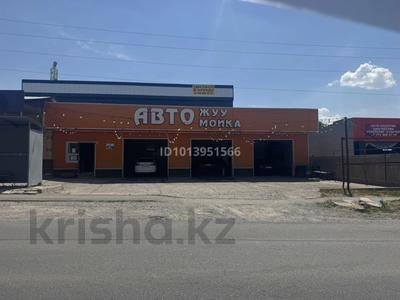 Дүкендер мен бутиктер, жқб, автосервистер мен көлік жуу · 200 м², бағасы: 68 млн ₸ в Ленгере