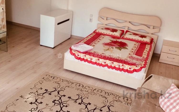1-комнатная квартира · 50 м² · 3/7 этаж, Абылай хана — Гоголя за 15 000 ₸ в Алматы, Алмалинский р-н — фото 16