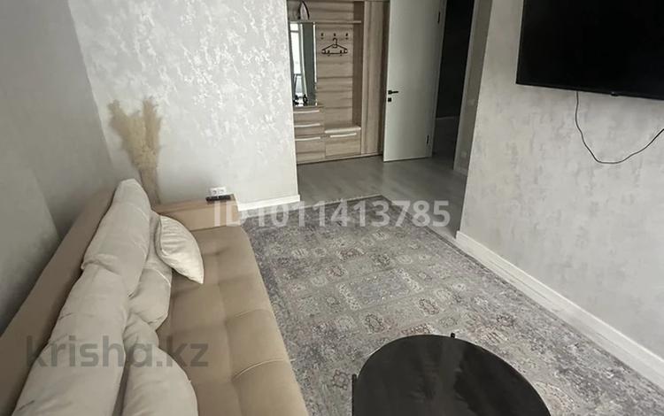 2-бөлмелі пәтер · 45 м² · 11/17 қабат, Юго-Восток ш/а., Республики 23, 23/2, бағасы: 20 000 ₸ в Караганде, Казыбек би р-н — фото 2